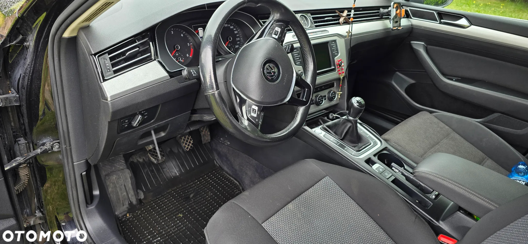 Volkswagen Passat 1.6 TDI BMT Comfortline - 6