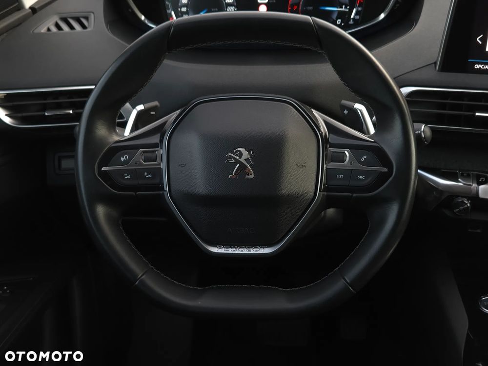 Peugeot 3008 - 31
