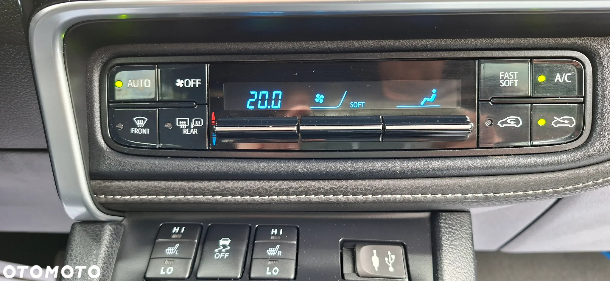 Toyota Auris 1.8 VVT-i Hybrid Automatik Touring Sports Executive - 27