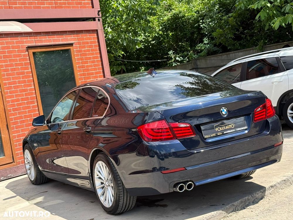 BMW Seria 5 520d - 24