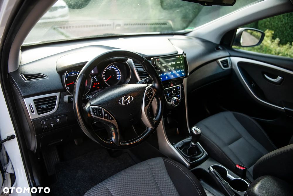 Hyundai i30 1.4 Comfort - 19
