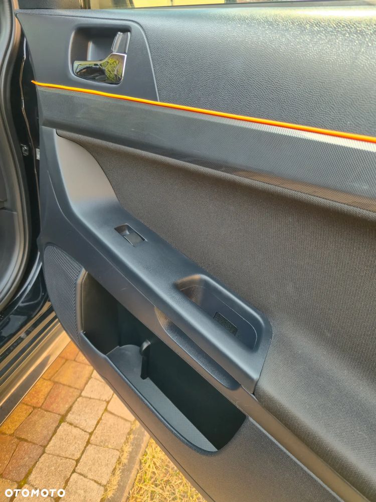 Mitsubishi Lancer 1.8 Inform - 23