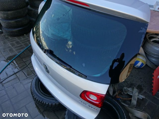 Kompletna klapa bagażnika VW Tiguan I LA7W - 2