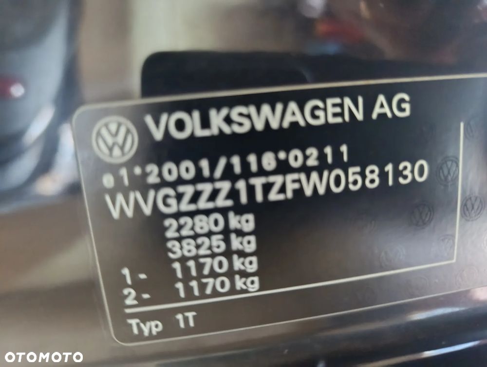 Volkswagen Touran 2.0 TDI DSG Highline - 12