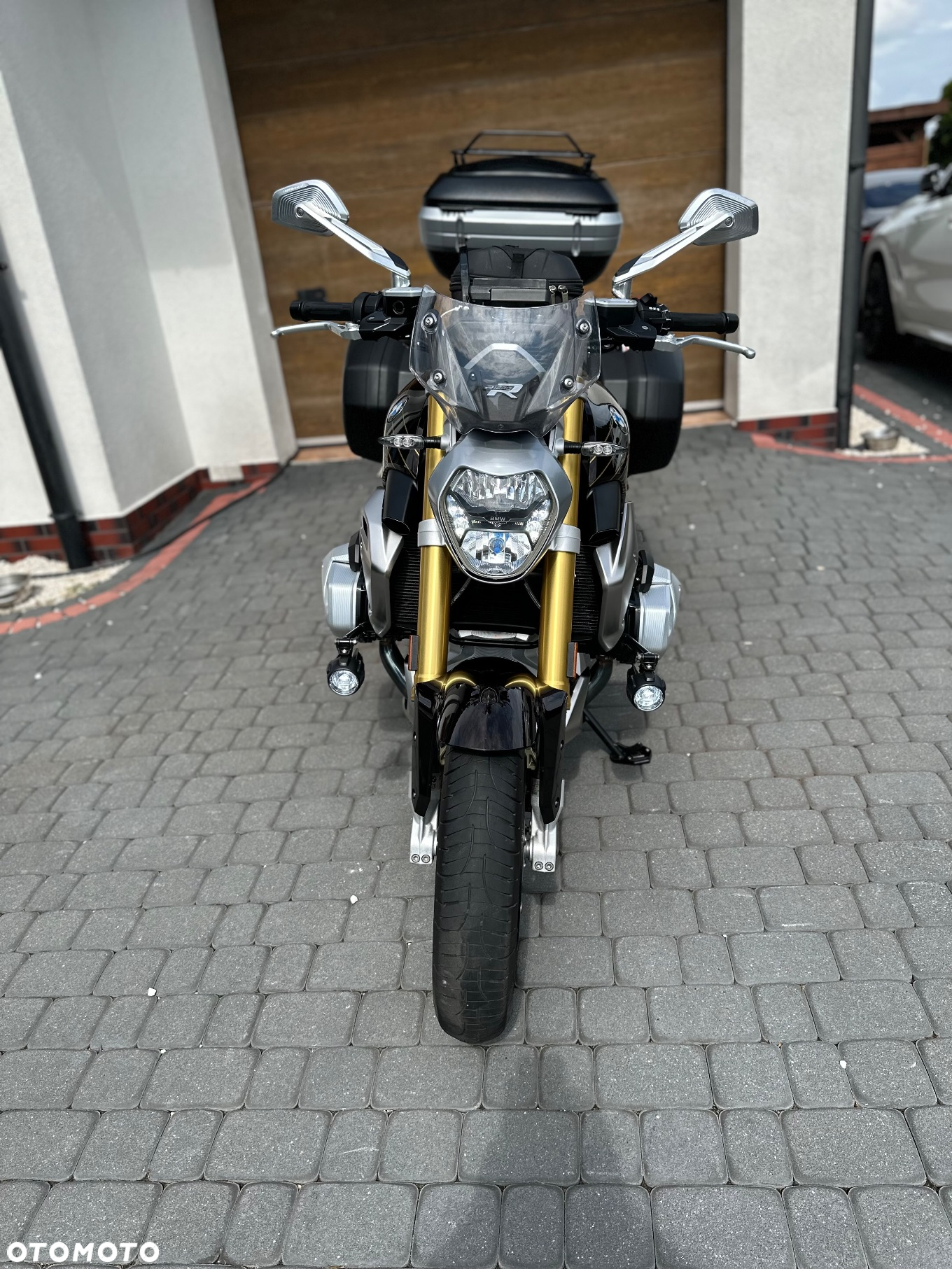 BMW R - 7