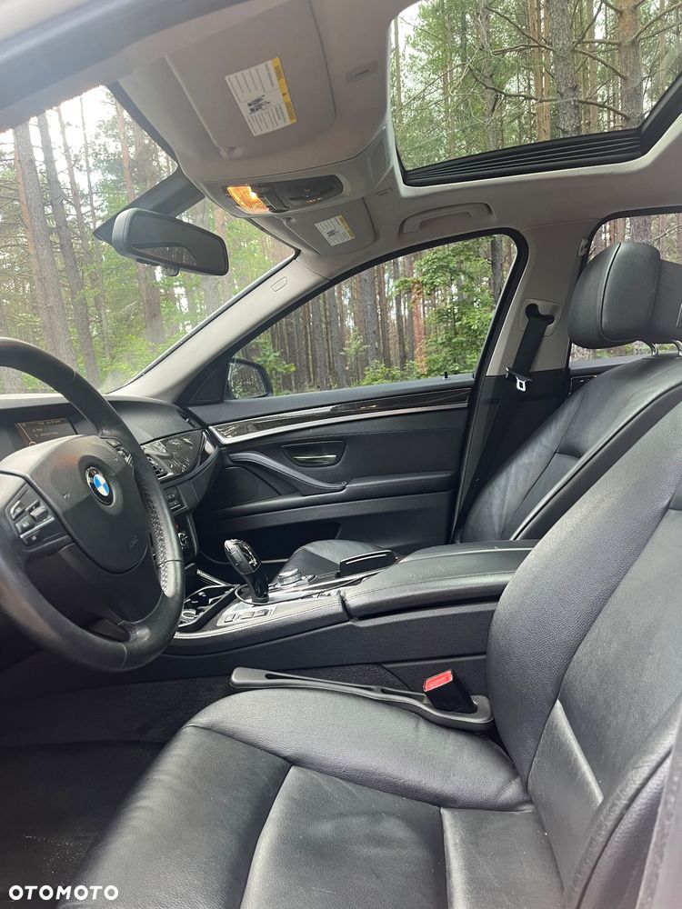 BMW Seria 5 535i - 10