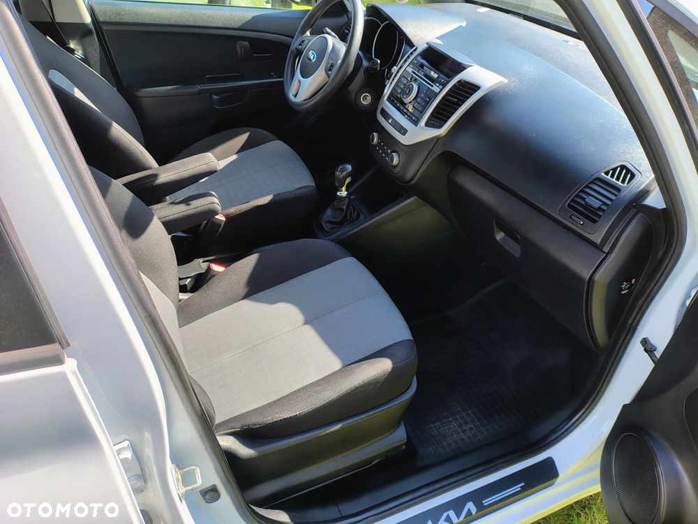 Kia Venga 1.4 CRDi S - 10