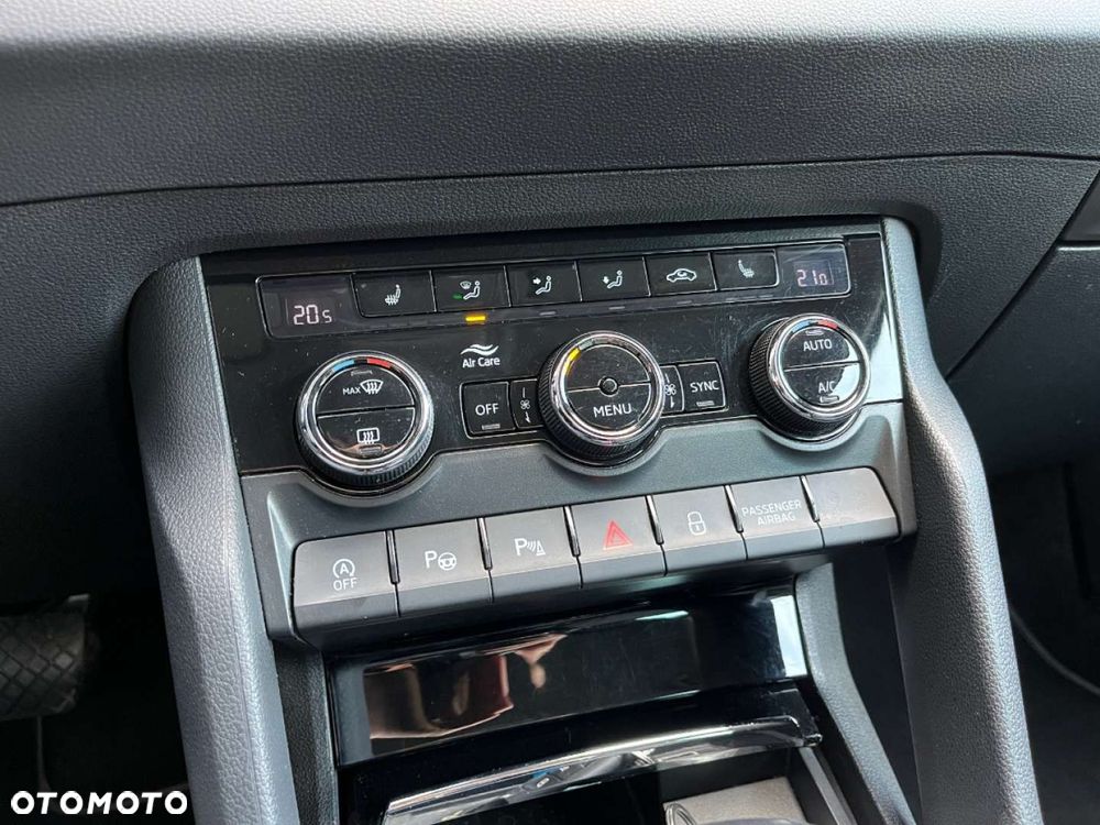 Skoda Karoq 1.5 TSI DSG Sportline - 22