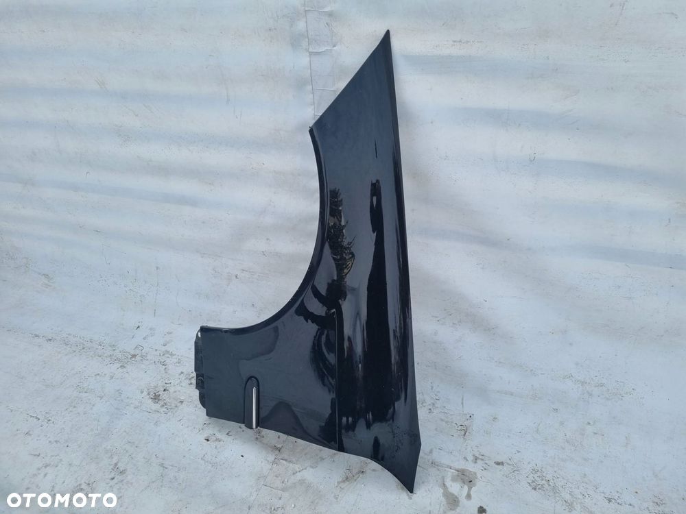 Mercedes CLC A W 203 W203 Błotnik przedni przód lewy + listwa - 3