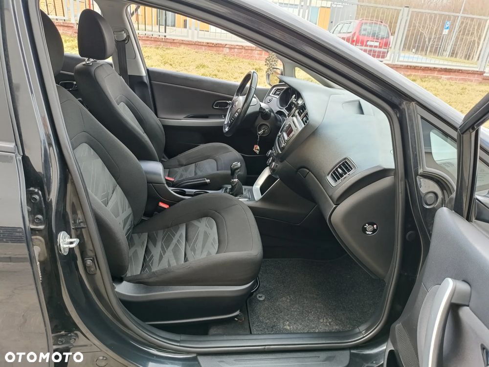 Kia Ceed 1.6 CRDi 115 ISG Vision - 7