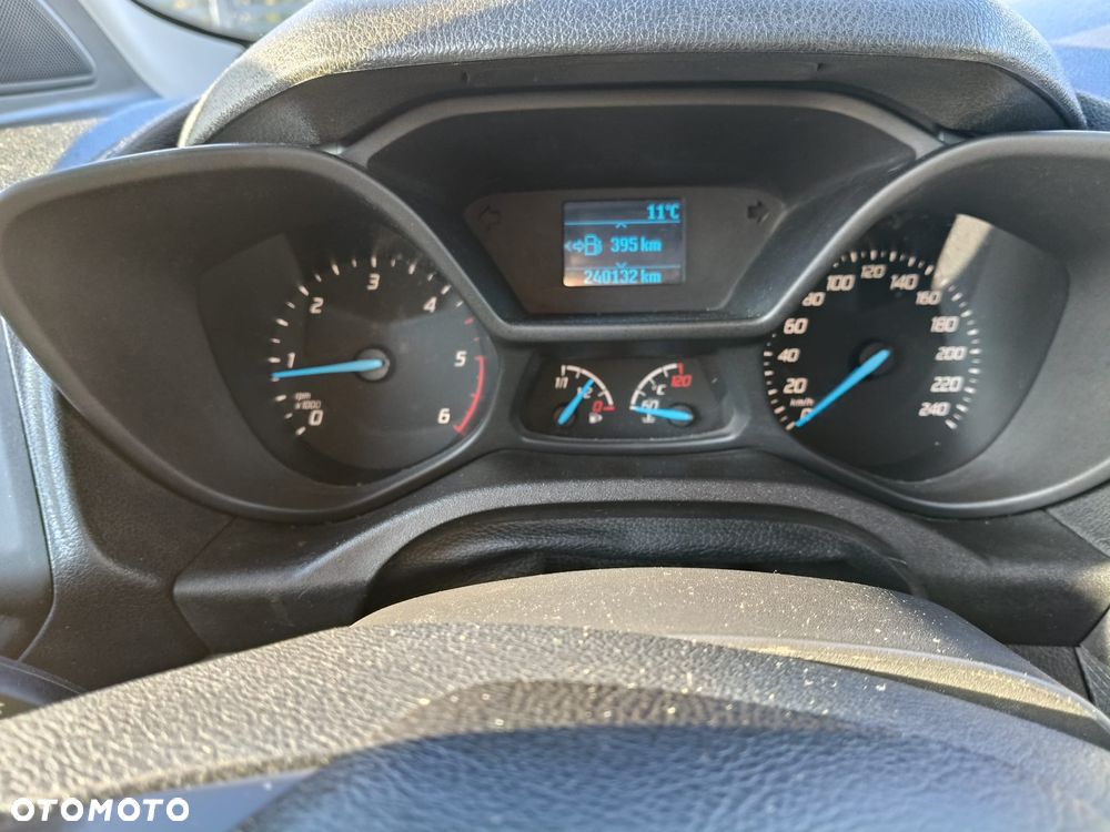 Ford Tourneo Connect Grand - 10