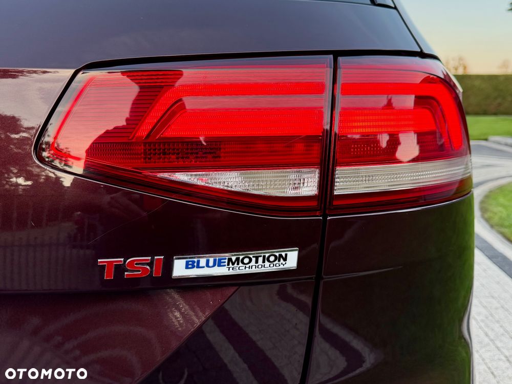 Volkswagen Passat 1.8 TSI BMT Highline - 26