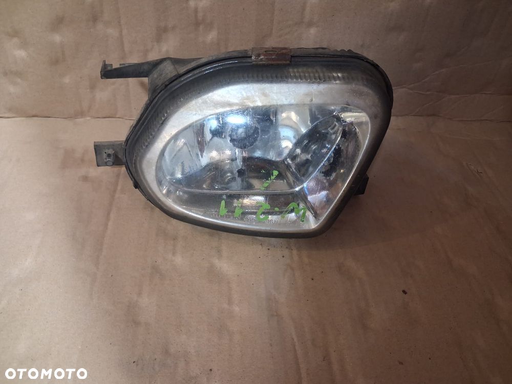 Halogen MERCEDES W211  lewy  OE - 1