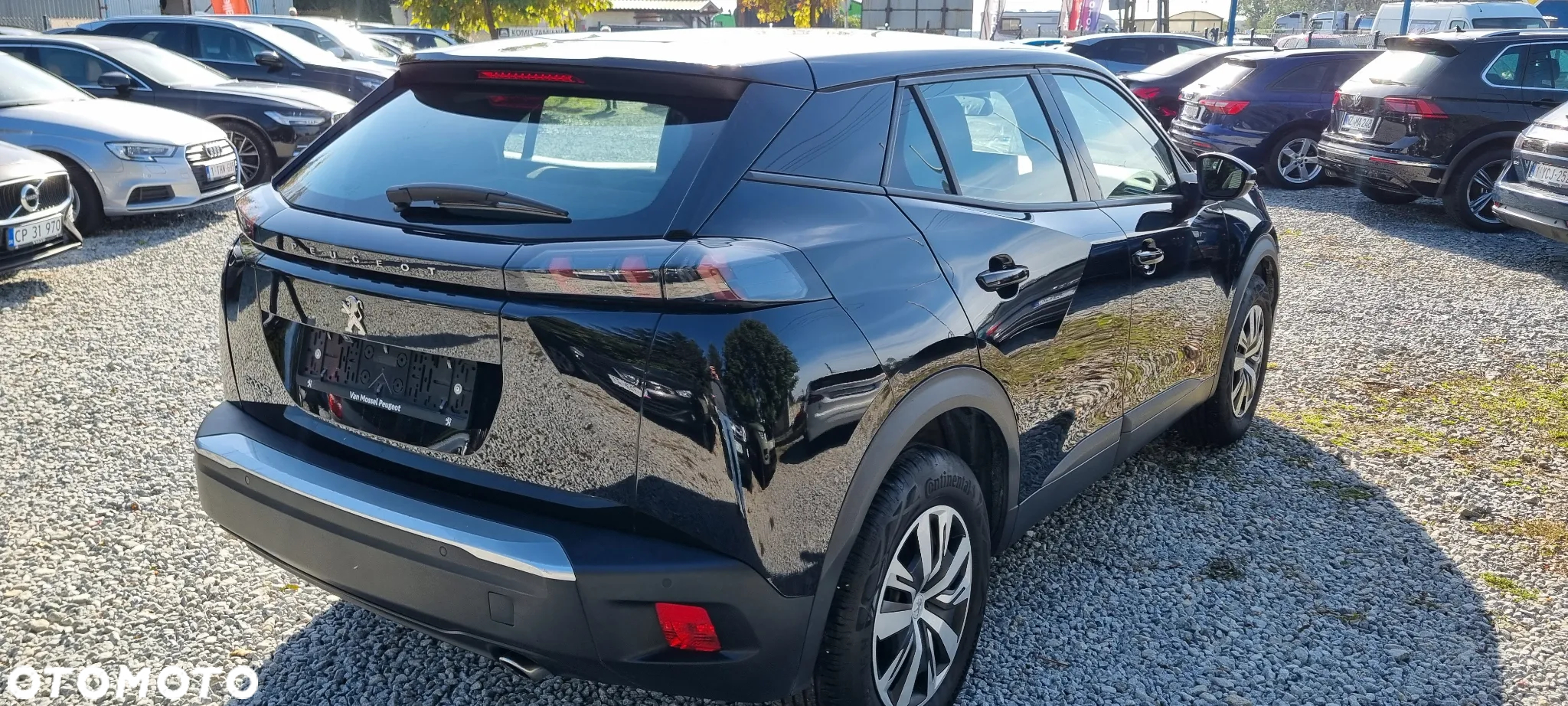 Peugeot 2008 - 8