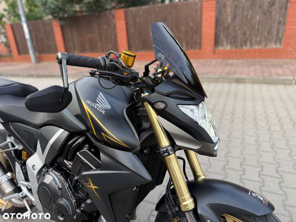 Honda CB - 2