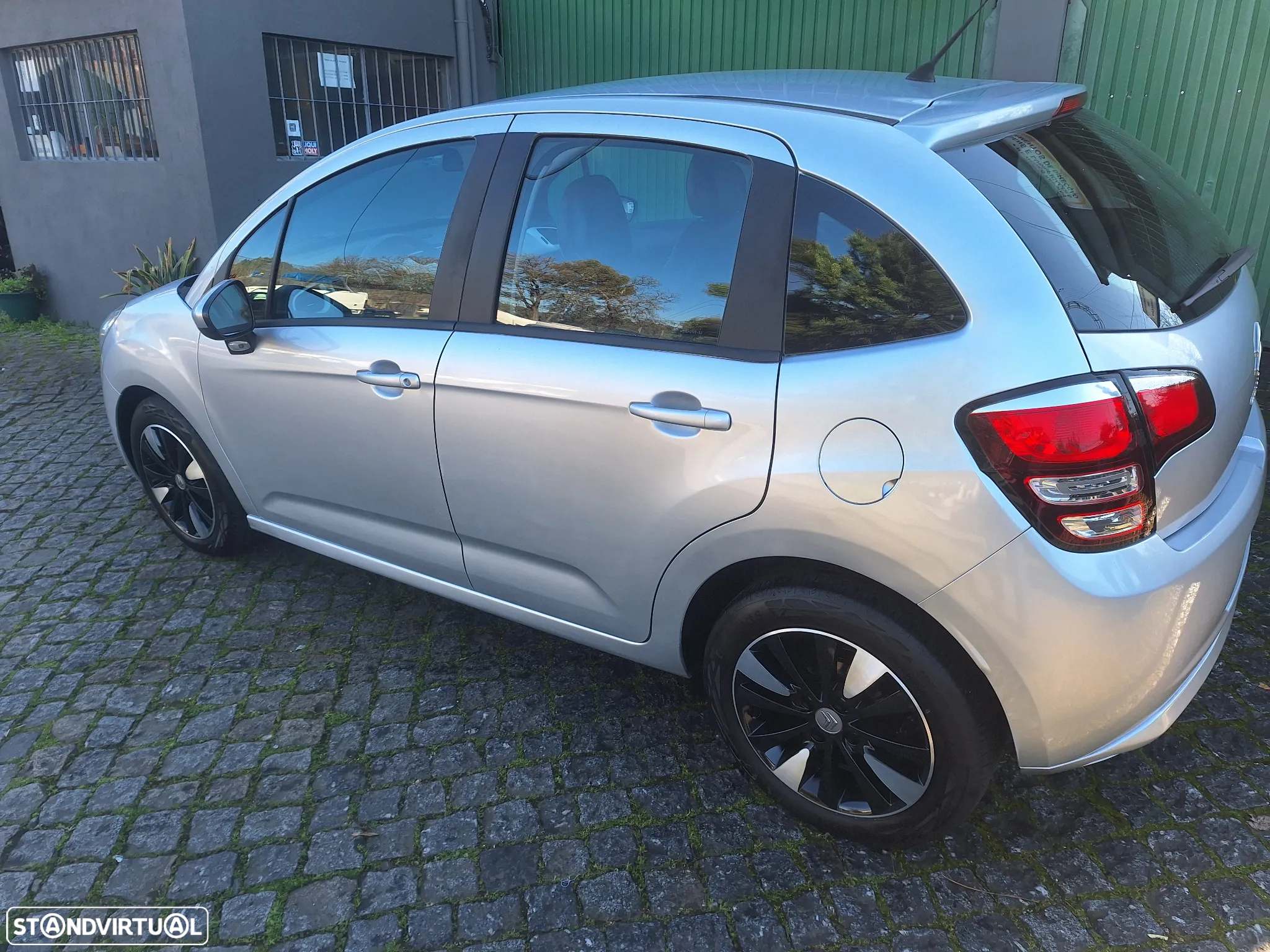 Citroën C3 1.2 PureTech Live - 4