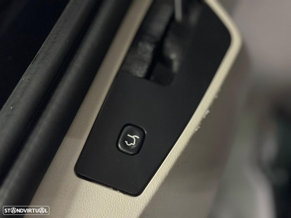 Lancia Voyager 2.8 CRD Platinum - 15