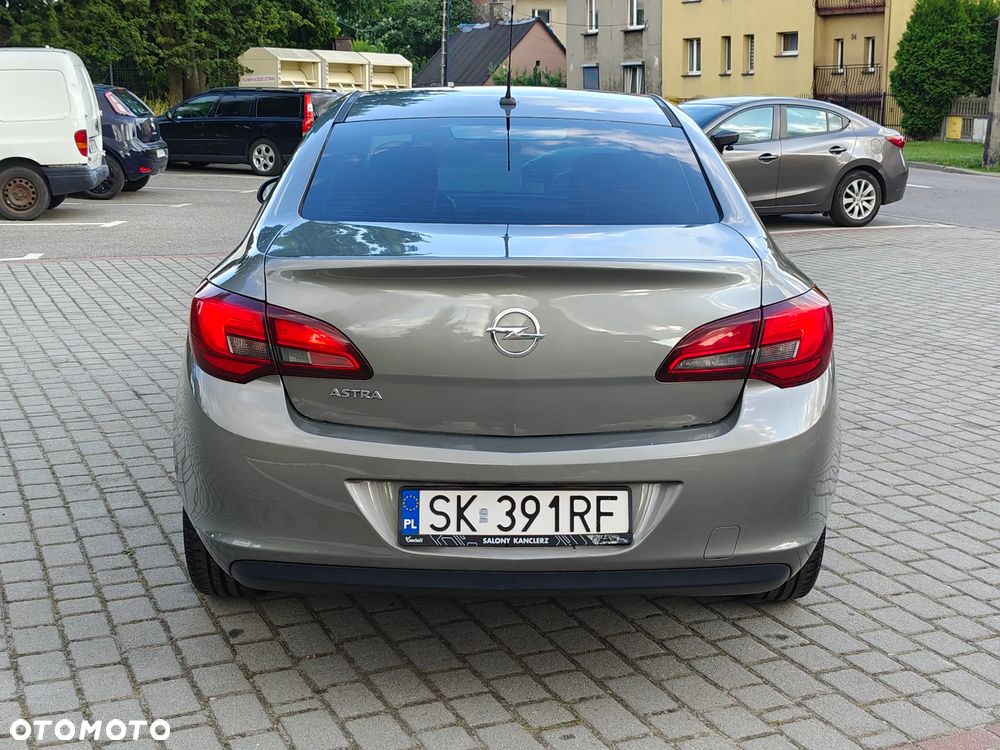 Opel Astra 1.6 Energy EU6 - 10