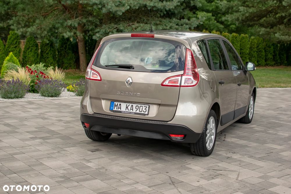Renault Scenic - 4