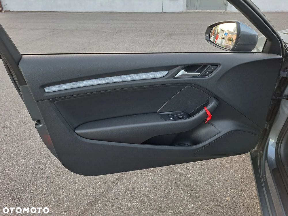 Audi A3 3-drzwiowe 1.4 TFSI Ambition - 9