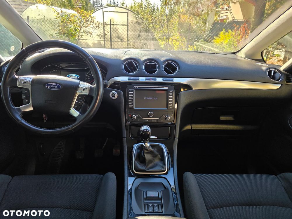 Ford S-Max 2.0 T Titanium - 31
