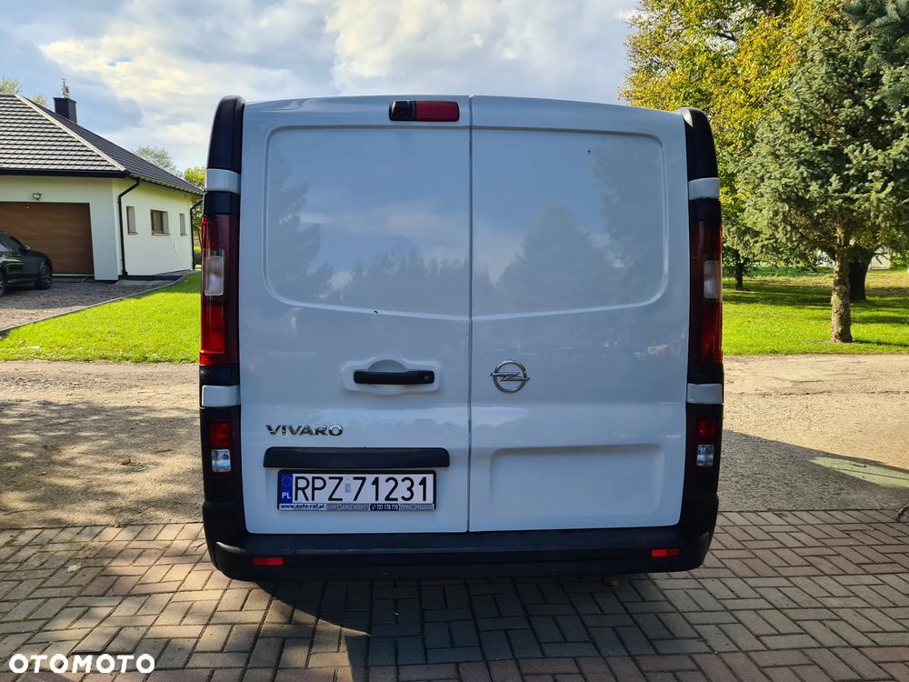 Opel Vivaro - 14