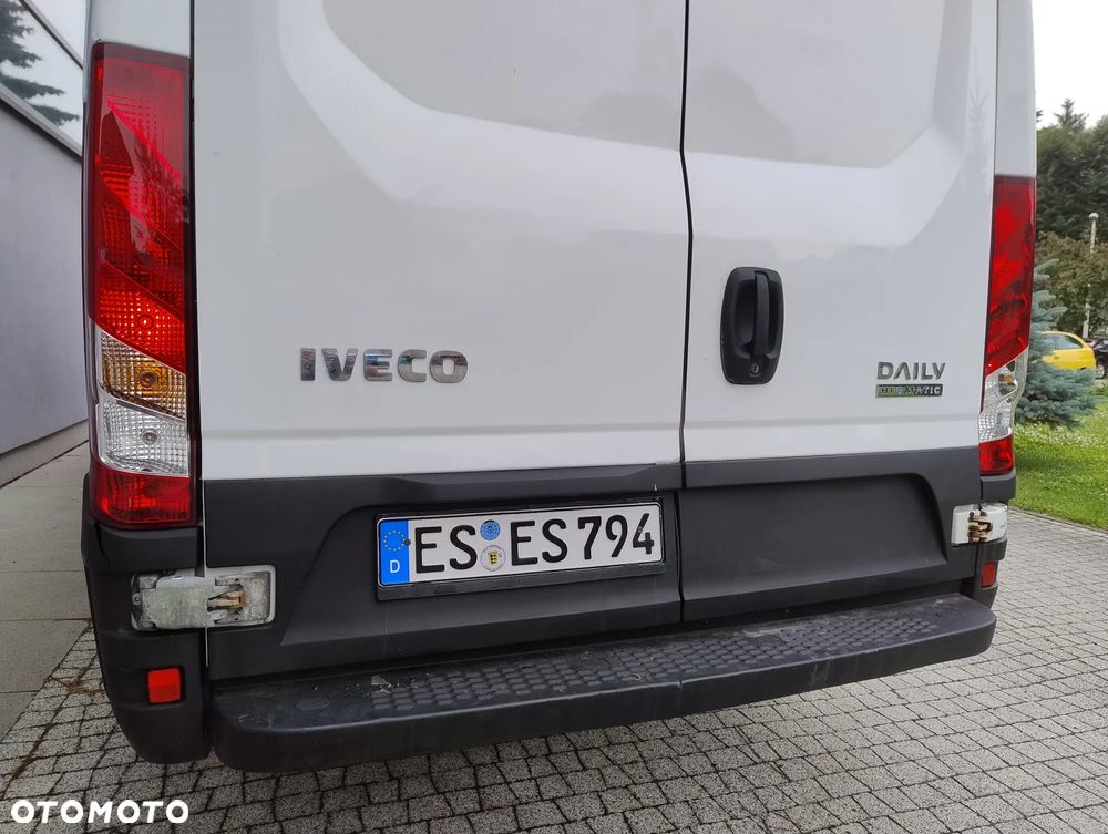 Iveco DAILY 35S16 NOWY MODEL 2.3 HPI (160KM) HI-MATIC (L4H2) MAX LONG (EURO,6) KLIMA STAN IDEALNY 100% ORYGINAŁ KM SERWIS NIE MA RDZY - 32