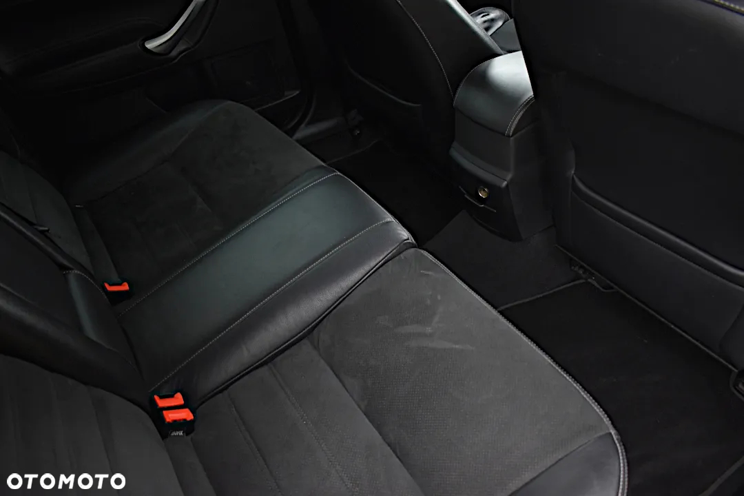 Ford Mondeo 2.0 TDCi Titanium - 28