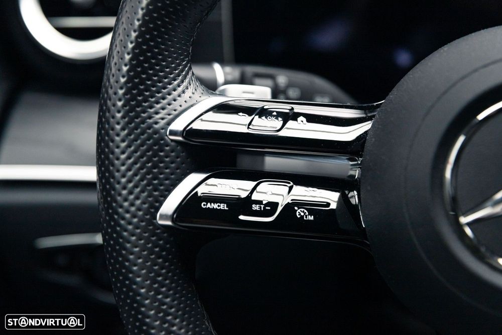 Mercedes-Benz E 300 de 9G-TRONIC AMG Line - 27