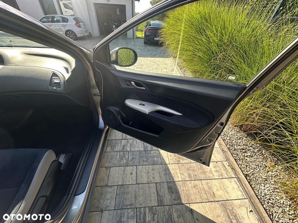 Honda Civic 1.8 Comfort - 13