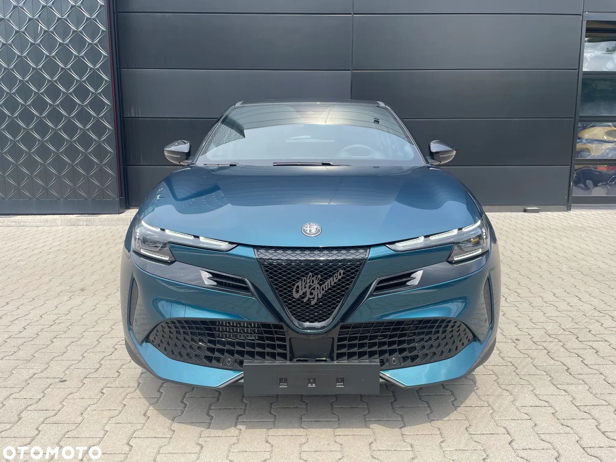 Alfa Romeo Junior 1.2 mHEV Ibrida eDCT - 1