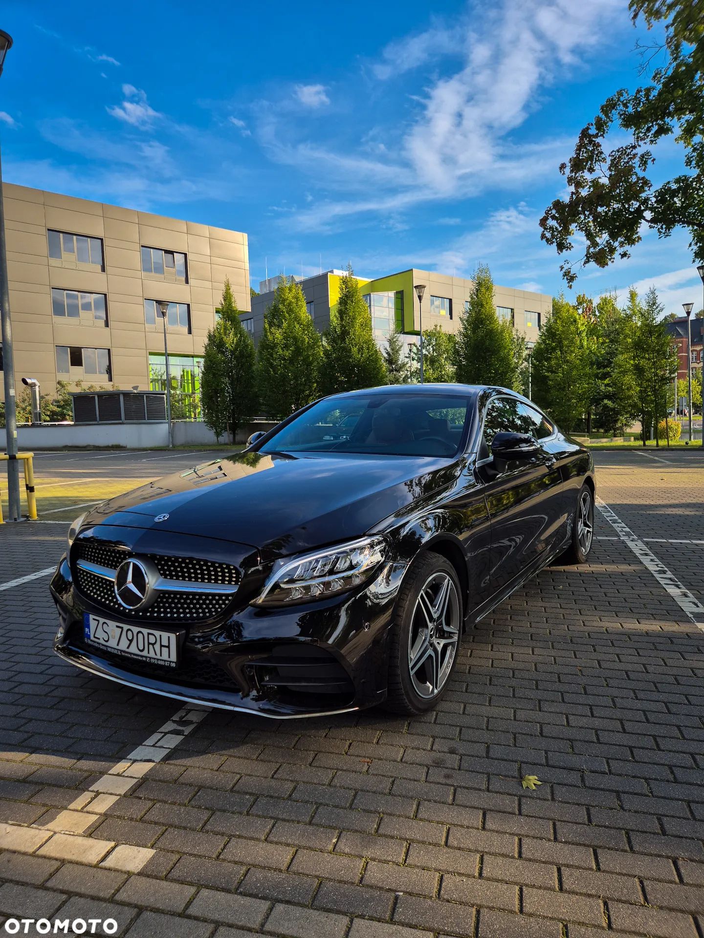 Mercedes-Benz Klasa C 180 Coupe 9G-TRONIC AMG Line - 1