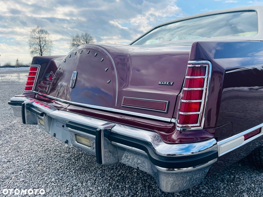 Lincoln Continental - 15