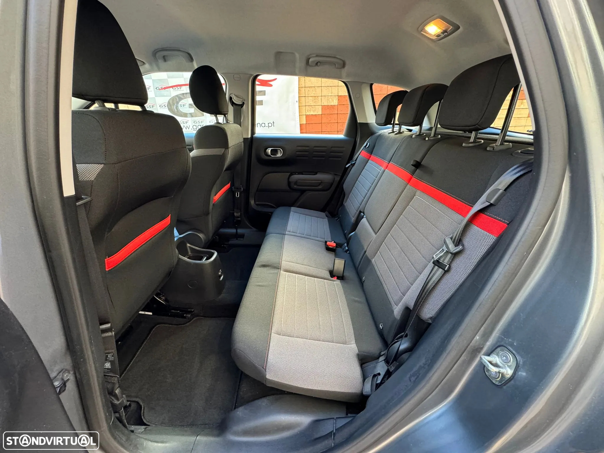 Citroën C3 Aircross 1.6 BlueHDi Feel - 9