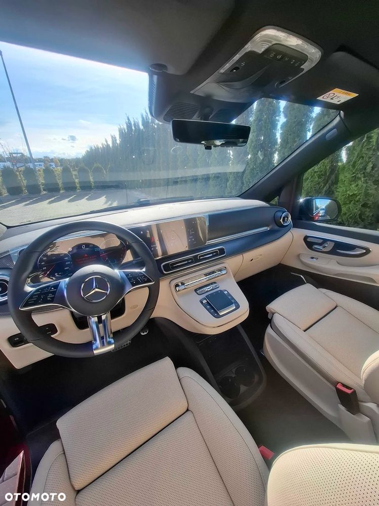 Mercedes-Benz Klasa V 300d - 8