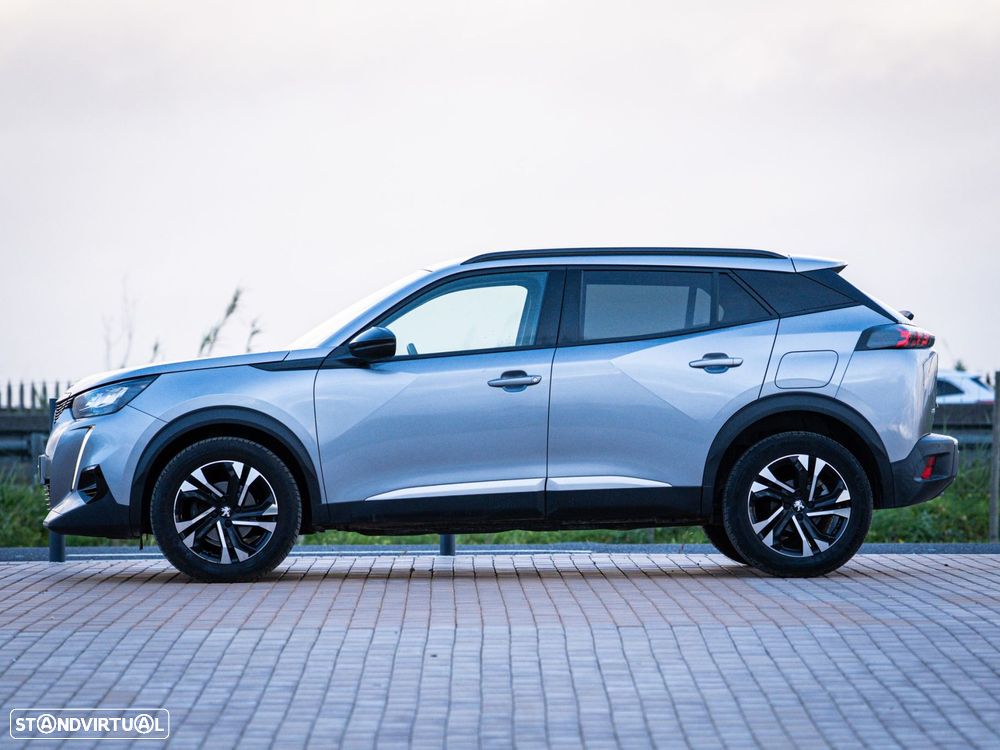 Peugeot 2008 1.2 PureTech Allure - 4