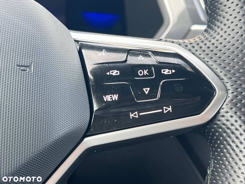 Volkswagen Tiguan - 15