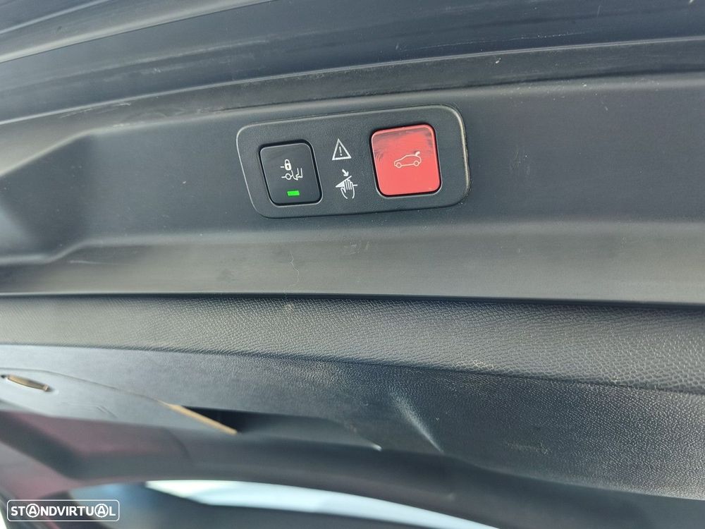 Peugeot 5008 1.2 PureTech Allure Pack EAT8 - 6