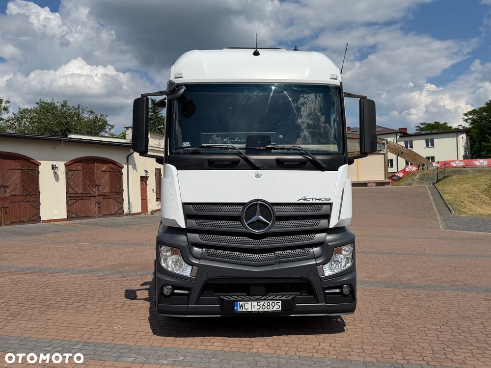 Mercedes-Benz Actros - 2