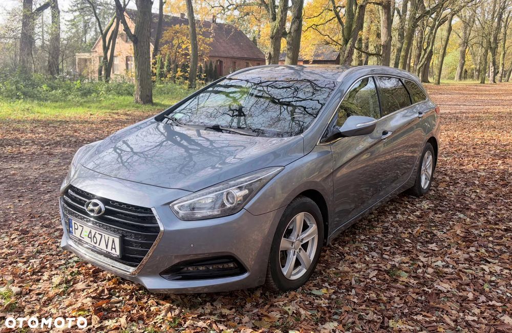 Hyundai i40 1.7 CRDi Business DCT - 1
