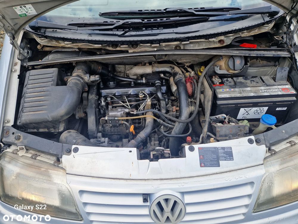 Volkswagen Sharan 1.9 TDI Comfortline - 21