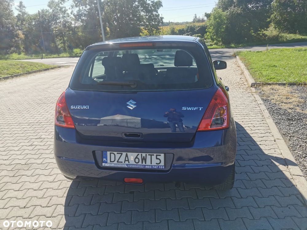 Suzuki Swift - 6