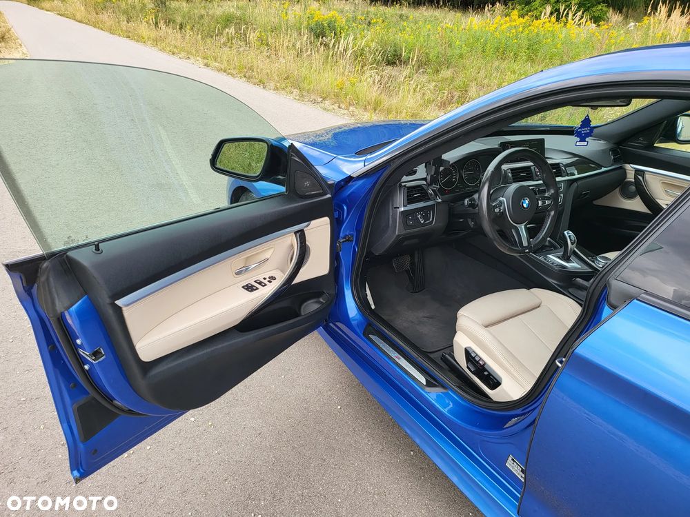 BMW Seria 3 328i Touring xDrive Sport-Aut Luxury Line - 16