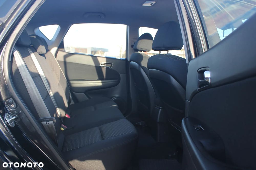 Hyundai i30 1.6 CRDi Comfort - 11