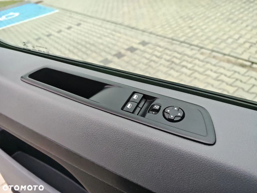 Opel VIVARO - 17