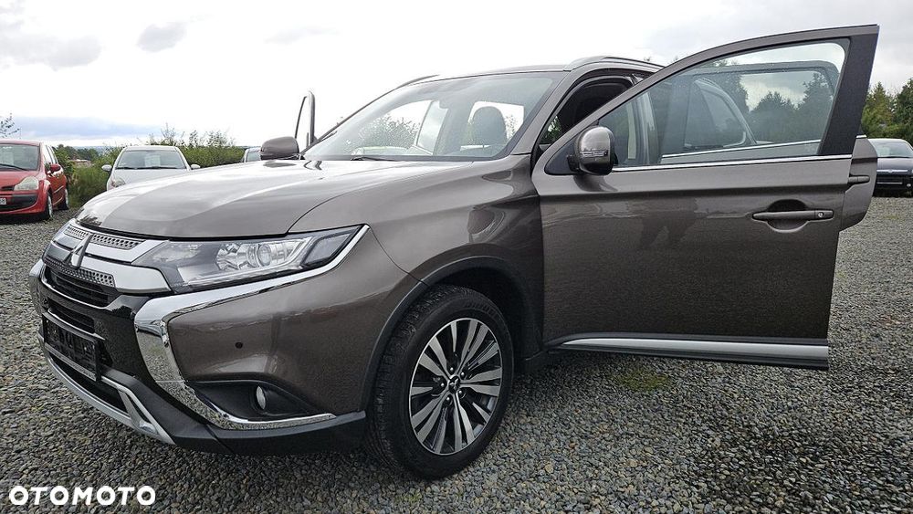 Mitsubishi Outlander 2.0 2WD CVT Spirit - 8