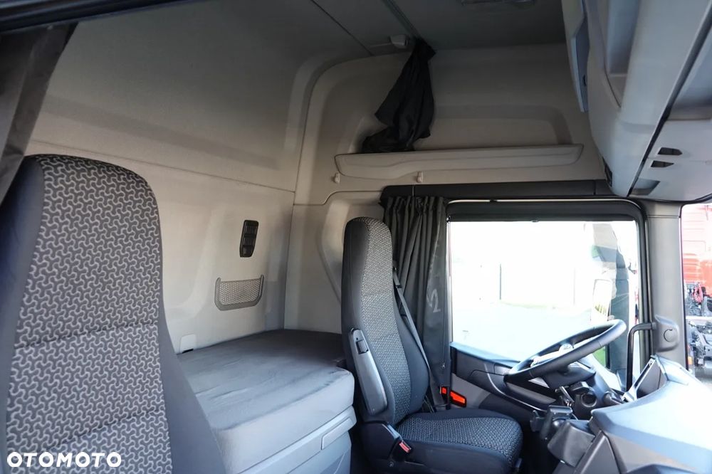Scania R 450 / RETARDER / KLIMA POSTOJWA  / OPONY 100 % / PO KONTRAKCIE SERWISOWYM - 32