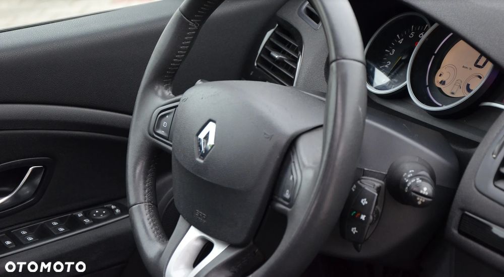 Renault Megane 1.6 16V 110 LIMITED - 27