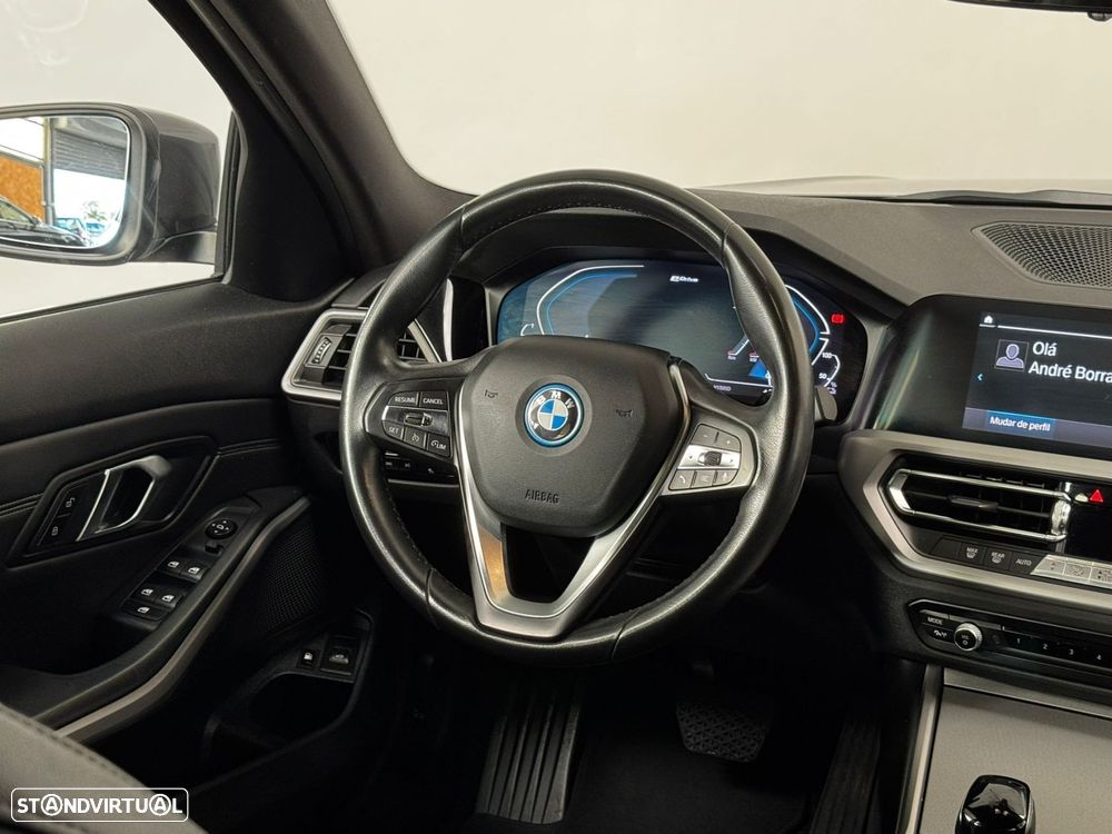BMW 320 - 28