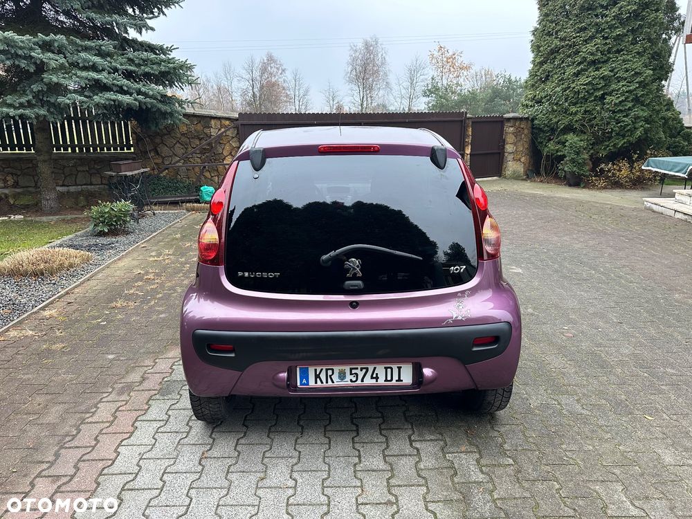 Peugeot 107 1.0 Trendy - 13